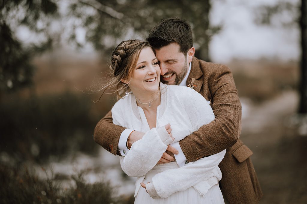 Photographie d'un mariage en hiver dans les Hautes Fagnes en Belgique